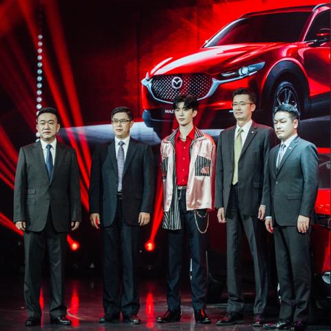 《英雄联盟》昵称创意盘点：独特寓意，玩家必备！