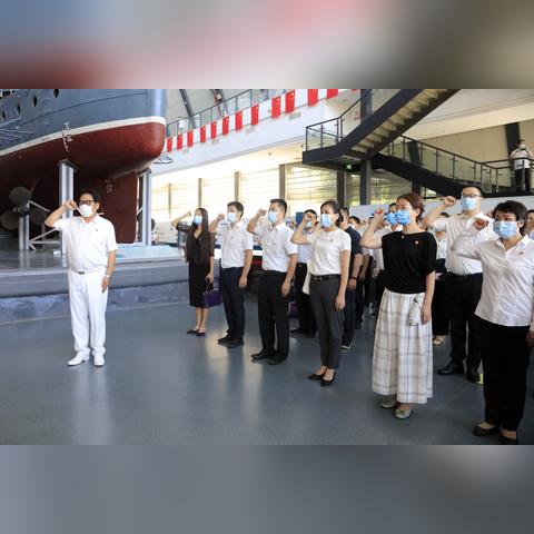 《英魂觉醒》秋日之战全新开启！四时记英雄套系同步更新，战力飙升！