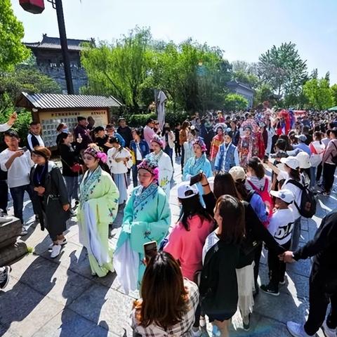 十大变态福利手游盒子精选：解锁游戏新境界，体验极致福利盛宴