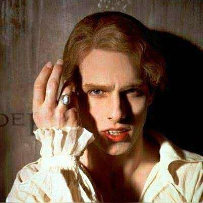 阿汤哥安娜澄清：分手传闻不实，友情至上新解读