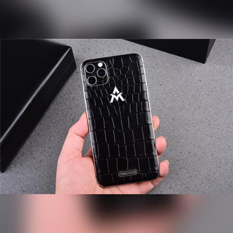 30万顶级奢华iPhone！黄金鳄鱼皮定制，只为尊贵玩家独享