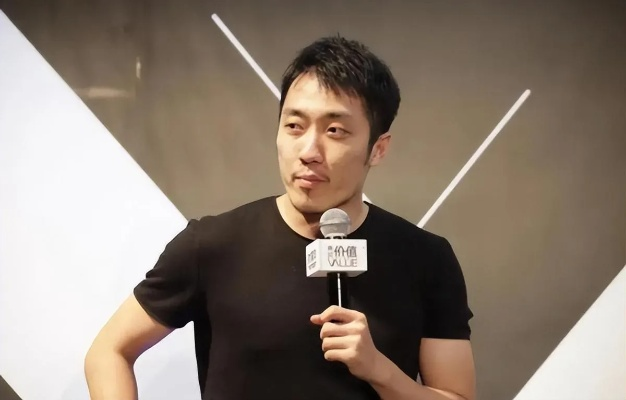 雷鸟官宣王自如加盟，新身份引热议：揭秘或成营销总监背后的真相