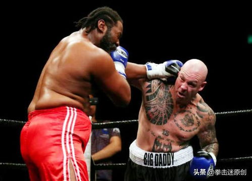 00后拳王回国离婚风波：澳洲遇袭，婚姻破裂，他不再配做丈夫