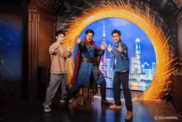 《超英漫游》热销首周！独家折扣，体验好莱坞级互动盛宴