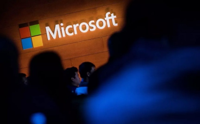 微软Windows暗藏后门疑云，中国用户待遇引关注揭秘新证据