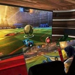 VR社交新体验，沉浸式《VRChat》手机交友革命