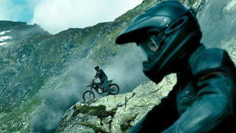 惊！TikTok攀岩博主巴林·米勒直播坠崖，挑战极限代价惨重