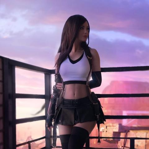 抖音COS达人完美还原蒂法！国内博主演绎经典，还原度爆表！