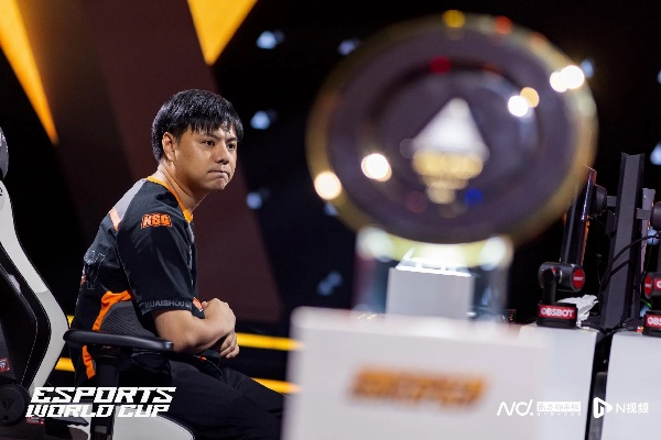 曾卓君力克Blaz！勇夺EWC《街头霸王6》冠军荣耀童星