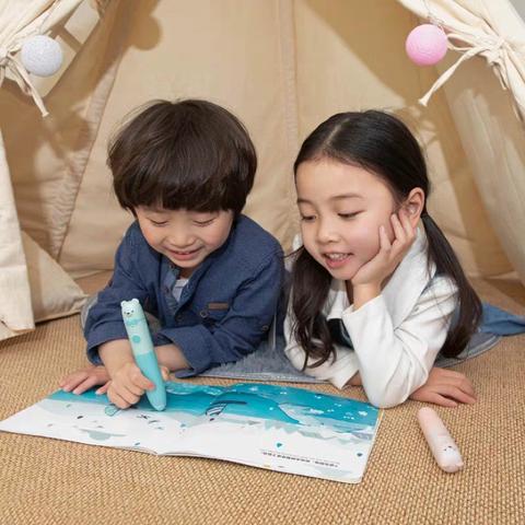 AI游戏画面惊艳亮相，逻辑混乱引玩家热议，揭秘独特创新玩法