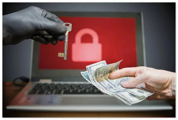 TwitchCon安保危机：艾米露险遭强吻，揭秘安全漏洞隐患