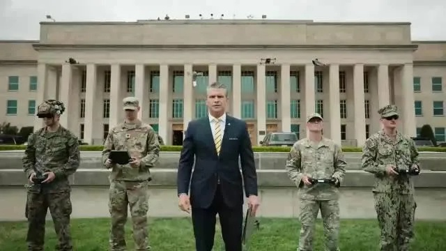 AI重塑白宫：特朗普化身士官长，庆祝《光环》PS版改写新篇章