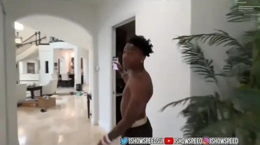 甲亢哥四年承诺终兑现，粉丝母亲新房梦圆温馨新家