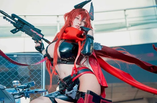 性感清凉惊艳登场，妮姬小红帽娜由塔新装魅力绽放