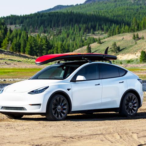 马斯克警告：万亿薪酬否决或致其离职，特斯拉未来堪忧