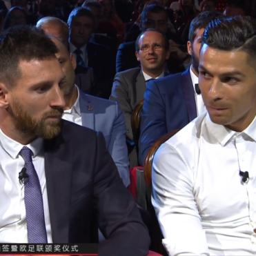 3DM《FIFA足球经理13》VS《足球经理13》深度解析：数据流与模拟流对决，体验革新！