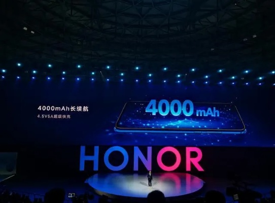荣耀全球首发：10000mAh新电池，续航新高度！