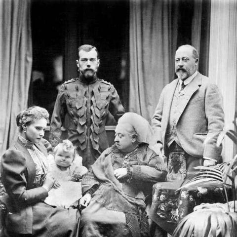 爱丽丝抽取推荐：深度解析，抽她值不值？