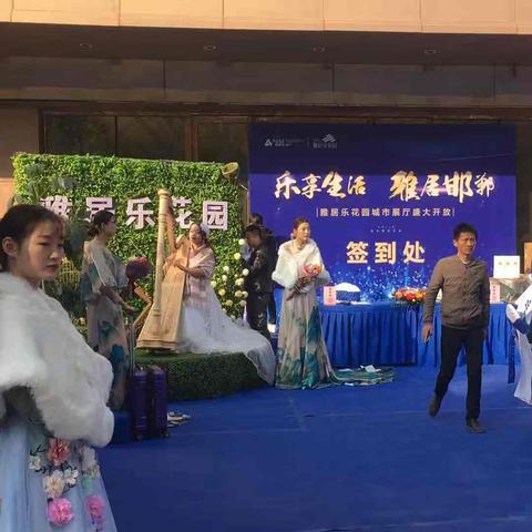 R星官网焕新预告，《GTA6》新篇章即将揭晓，揭秘游戏新亮点