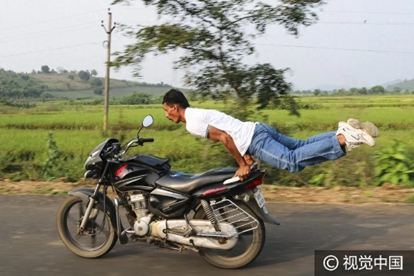 印度勇士翘头狂飙摩托，创纪录狂驰1714米速度传奇