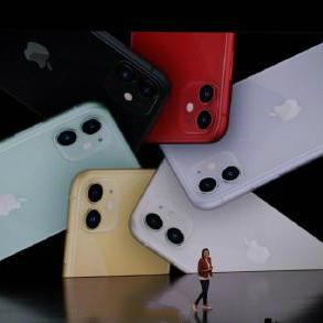 苹果中国市场遇冷：iPhone销量下滑，神坛地位动摇，营收下滑不止揭秘新趋势