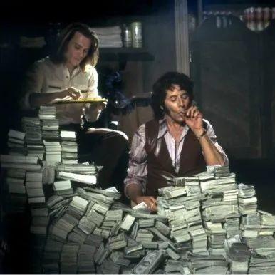 《CrimeSimulator》深度攻略：解锁犯罪模拟新境界