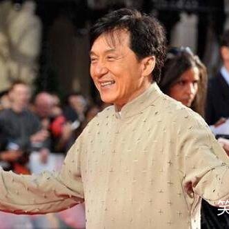 刘亦菲成龙惊喜同框，唤醒《功夫之王》回忆，再创经典传奇