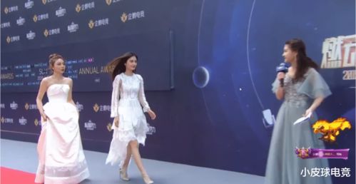 英国美女主持空降IEM成都，惊艳亮相电竞盛宴！