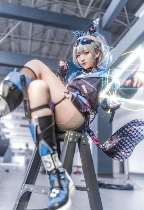 《崩坏星穹铁道》阿格莱雅COS惊艳亮相，模体新风尚解析