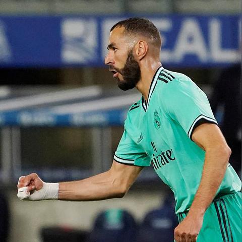 群狼之城C罗败北，揭秘战败独白新篇章