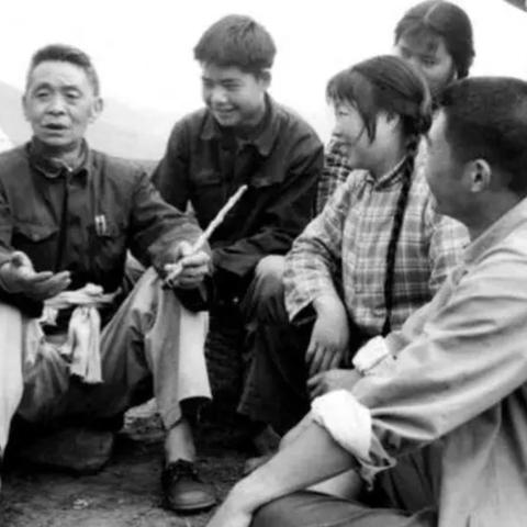 《胜利女神新攻略》新手开荒阵容打造秘籍，高效搭配新价值解析