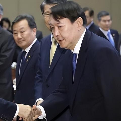 《胜利女神》新攻略：深度解析好感度提升秘籍