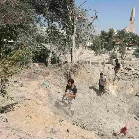 《挑战任务攻略揭秘：高效通关《毁灭战士黑暗时代》新策略》