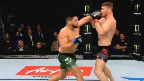 UFC硬汉对决，扇耳光大赛传人被KO，中国选手荣光依旧！