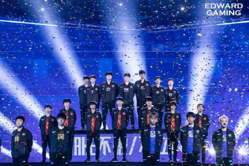 LPL一穿三壮举，T1世界赛力夺三冠传奇再续