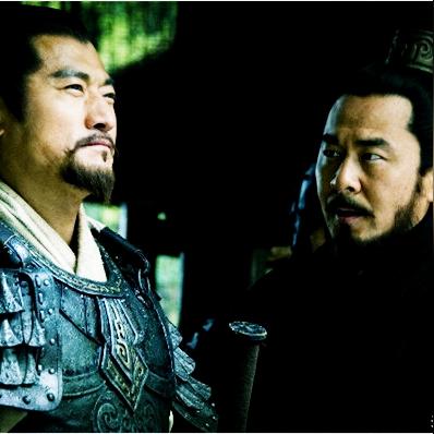 襄阳激战孙坚英雄救场，揭秘无双新战术！