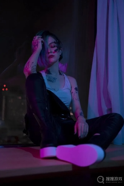 《赛博朋克2077》朱迪COS还原度爆表，打造极致视觉盛宴