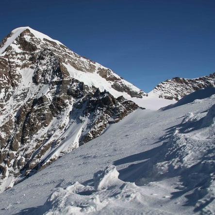 荒野之息攀登套获取攻略，解锁神秘登山装备技巧