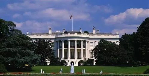 卢浮宫安保揭秘：密码竟隐藏在宫殿深处