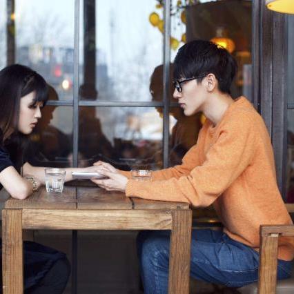 《无限暖暖》探秘小石树花田服装设计图宝箱寻宝攻略