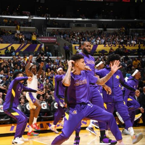 NBA2K26史低狂欢，五折特惠仅184.5元，抢购新体验！