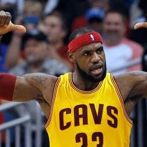 《王权与自由》新手职业攻略：揭秘最佳入门选择！