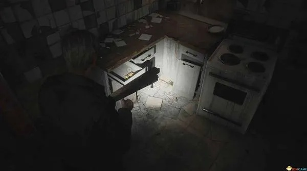 《寂静岭2重制版》全攻略揭秘：深度解析收藏秘籍