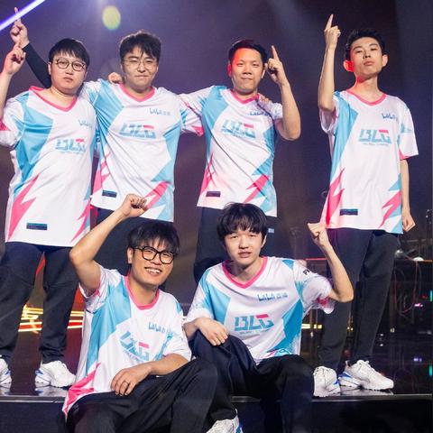 《无畏契约》9月16日皮肤热度榜揭晓，揭秘新潮流趋势！