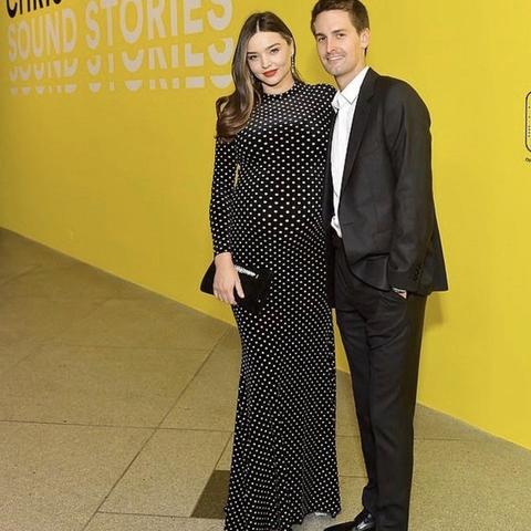 李湘万圣节COS肥胖造型，正面回应网友晒年轻照反击