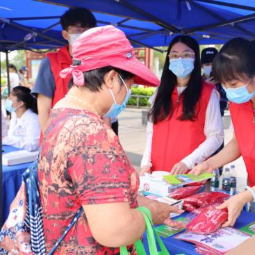 墙世界2兑换码速查，最新大全一网打尽，兑换攻略必备