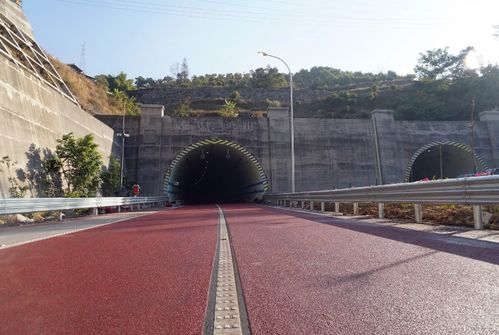 四川高速地暖亮相，告别暴雪封路新体验