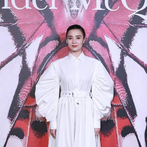 《心动小镇》泡泡裙获取攻略：揭秘独特获取途径，轻松入手梦幻裙装