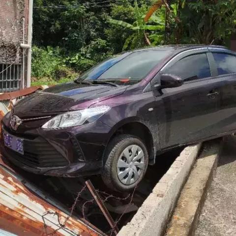 《绝区零》小小大失控攻略：深度解析，掌控全局新策略