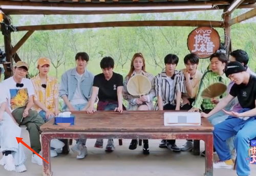 何炅谢娜久违同台，揭秘昔日“大傻子”幕后故事